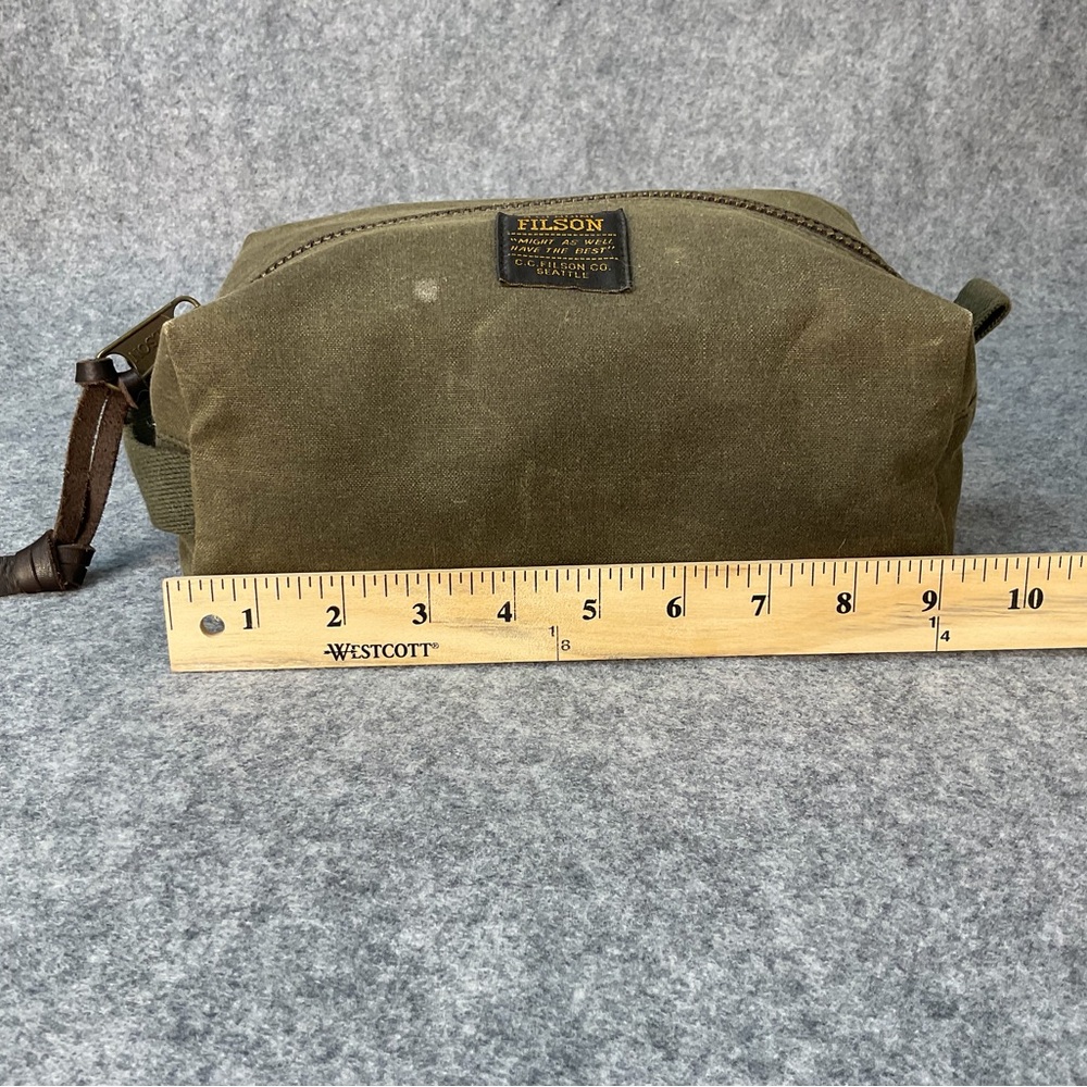 Filson Olive Canvas Toiletry Bag - Picture 5 of 10